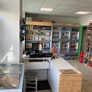https://auberge-de-la-tour.hotels-rhonealpes.com
